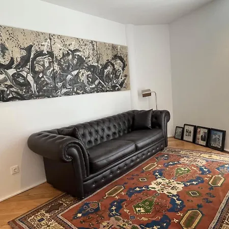 Signature Homestay