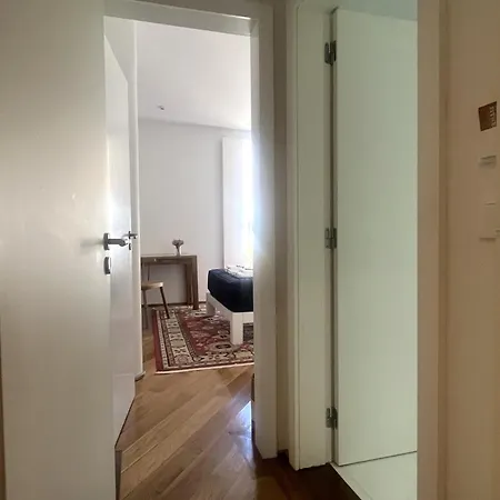 Signature Homestay Porto